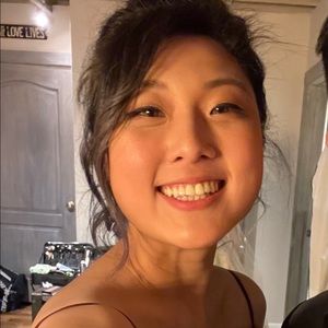 Meet your Posher, Esther